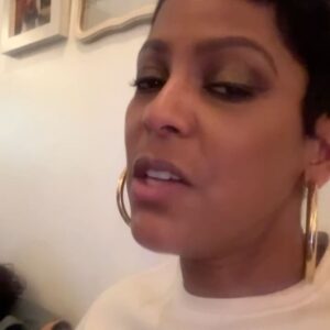 Tamron Hall Instagram - Baltimore charms me every time. After leaving dinner at what has to be one of the best restaurants I’ve ever eaten at, @rootedrotisserie, I heard someone call my name just before getting into my car. It was @bydvnlln . I met so many brilliant creatives a few years ago when we did our show on the road in Baltimore. Myles, with camera in hand took me inside @cityofgodss, an incredible fashion and art space. Life is good💜 swipe and see @mylesmichelin 📷