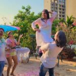 Tanishaa Mukerji Instagram - London Thumakda Challenge !! 🕺💃 #challenge #tryit #dance #holi #reels