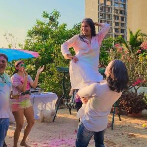 Tanishaa Mukerji Instagram - London Thumakda  Challenge !! 🕺💃
#challenge #tryit #dance #holi #reels