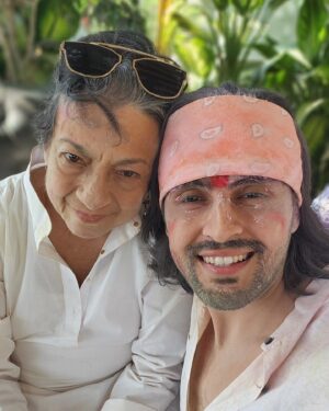 Tanishaa Mukerji Instagram - Holi ka त्योहार 🌈🌈🌈
Thank you @tanishaamukerji for having us, really had a great time.
#holifestival #birthdaycelebrations