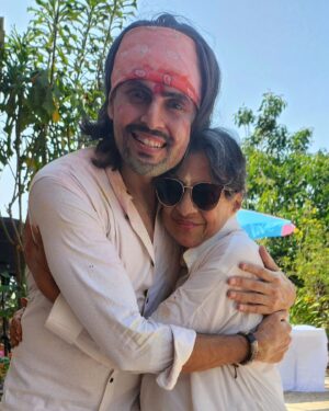Tanishaa Mukerji Instagram - Holi ka त्योहार 🌈🌈🌈
Thank you @tanishaamukerji for having us, really had a great time.
#holifestival #birthdaycelebrations