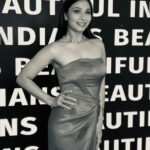 Tanishaa Mukerji Instagram - When beauty is undefined and we refuse to colour inside the lines …. That’s when we create magic! #diljitdosanjhsongs #magic #trendingreels #trendingsongs #fashion #beautifulindians2024 #femina