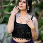 Tanishaa Mukerji Instagram - The Royal Princess and her love for amethyst🔮🔮🔮🔮 In frames - @tanishaamukerji Stylist - @styledbyparikshaat Outfit - @mirpurimaheka Photographer - @araalexanderofficial Shoes - @veruschkabypayalkothari Jewellery - @gehnajewellers1 #TanishaMukerji #Bollywood #StyleFile #Diva #Fashion #PrincessVibe #Amethyst #Purple #Fashionista #AwardNight #IndianCouture #BollywoodStyle #FashionPhotography #Mumbai #India #StyleInspiration