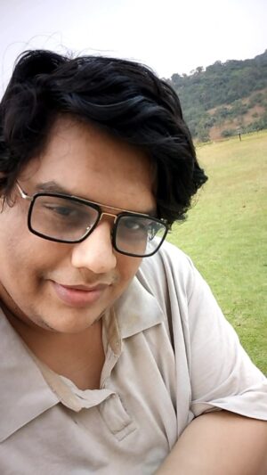 Tanmay Bhat Instagram - Watch till the end for a cute surprise!

Give every moment a Bollywood spin with #vivoV20 and its Slo-Mo Selfie video. 
Buy Now for #DelightEveryMoment @vivoindia