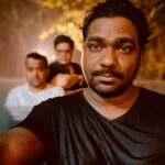 Tanmay Bhat Instagram - Dil ☂️ hai @zakirkhan_208 @randomvarun