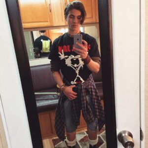 Tanner Buchanan Instagram - Filming- am I grungy yet?