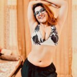 Tanya Chaudhari Instagram - Are you staring at me? . . . . Joggers @hrxbrand Specs @lenskart . . . . #tbt #staringatme #specsy #explore #trendy #tanyachaudhari
