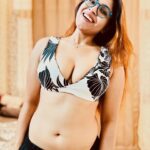 Tanya Chaudhari Instagram - Are you staring at me? . . . . Joggers @hrxbrand Specs @lenskart . . . . #tbt #staringatme #specsy #explore #trendy #tanyachaudhari
