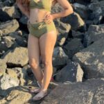 Tanya Chaudhari Instagram - God damn👙🔥 . . . . 👙@hm . . . . #goddamn #trending #beachday #hmxme #bikinilovers #slowmotion #tanyachaudhari