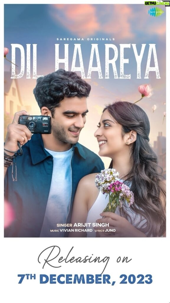 Tanya Maniktala Instagram - True love knows no boundaries, and that’s what #DilHaareya is all about! ❤️✨ Song Releases December 7th on all major music streaming platforms. 🥰 @arijitsingh @tanyamaniktala @danesh.razvi #Saregama #SaregamaMusic #SongsbySaregama #DilHaareya #ArijitSingh #TanyaManiktala #DaneshRazvi Bollywood, Dil Haareya, Arijit Singh, Love