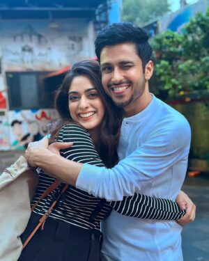 Tanya Maniktala Instagram - Wraparound hugs for the film wrap! ✨💛