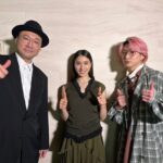 Tao Tsuchiya Instagram - . 今日は春分の日 去年は3月21日だったのですが 春分の日って年によって 20日だったり21日だったりするそうです。 そして、 遠い将来は20日になっていくとのこと。 宇宙って大きいから一見変わらないように見えるけれど すごく変化しているし永遠ではないし 永遠ではないからこそ常に新しいんだろうな…と カレンダーを見ながら感動していました。 春分の日は「宇宙的な意味でのお正月」でもあるそうなので 夜も大切に過ごしたいなと思うのですが、 全国的に荒れたお天気なので、とても心配でもあります。 自然の影響と闘っている地域の方々は どうか安全にお過ごしください…！ . もっと早く投稿したかったのですが なかなか出来なくて… よく『目が離せなくなる』『手が離せなくなる』 という言葉を聞いてきたけれど、 これか…！！！と実感する毎日です。 . ということで遅くなってしまいましたが、 17日に大好きな劇場で行われた #映画マッチング #感謝御礼舞台挨拶 での写真を！ #佐久間大介 (Snow Man) さん、 #内田英治 監督とご一緒しました！ こういう時って複数枚の中から 1枚を載せるものなんだろうとは思うのですが 嬉しいので全部載せます！ 今まで載せていない写真もこれから載せますね！ . この日は1回目の舞台挨拶でお手紙を、 2回目の舞台挨拶で座談会を行ったのですが、 どちらも本当に素敵な時間で… お手紙は…危ないです。号泣しそうになります。 一回涙が出ると止まらなくなるので なんとか踏みとどまったけれど… あのお手紙を聴いた時間は宝物です。 私は緊張してしまって、 12年前を12年間と書いてしまっていた… いつか訂正して、 ちゃんとした文面をお渡し出来たらいいな。 . この日、 直前まで言おう言おうと思っていて すっかり飛んでしまったことがあるのです。 観て下さった方々が50万人を突破したと聞いた時、 50万人って、具体的にどれくらいなのかなと思って 行ったことのある場所で計算したら、 満員の新国立競技場7個分くらい、　 満員の東京ドームだと10個分くらい。 そう考えたらマッチングも凄いですけど、 改めて、 そこでライブをなさっている #SnowManさんや アーティストさん方は本当に凄いなと思うのですが、 その凄い人数の方々が、　 吐夢や影山さんや輪花たちとマッチングしてくださって 作品を愛してくださっていると思うと、 もしも続編だったり、　 マッチング生誕10周年だったりの時には、 東京ドームで試写会やってみたいです。 . 吐夢くんが歌って踊って、　 影山さんがドラム叩いて、　 輪花もちょっと踊るという。 それでAimerさんとちょっと筋トレしたり。 . 夢は大きく！　 言うだけなら『プライスレス』なので！ . でも、ちょっと本気でもあって。 エンドロールにお名前が載っている方々が プロフェッショナルな力を注いでくださって　 完成しているので、 その方々と　観て下さる方々が マッチング出来る機会があったら 楽しいだろうなと思います。