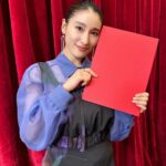 Tao Tsuchiya Instagram - . そして、今日！！！ これからの時間、19時から #日本テレビ 系列で #ぐるナイ #ゴチ に出演させていただきます！ しかもなんと #新メンバー発表 という とてつもない節目！！！ とてもおひさしぶりで もっと緊張するかと思っていたのですが、 現場に着いた瞬間、懐かしさが上回って さらに 美味しさが上回って、 そこにゲームの面白さも加わって… こんなにモリモリな内容だったんだ？！と 感動しながら参加させていただきました。 あらためて 長く続いている番組のパワーを実感したなぁ… . 停電などで テレビを観ることが出来ない環境にいるかたも 多いと思うのですが、 観ることが出来る環境にいらっしゃるかたは、 ぜひ一緒に 新メンバーの発表を見守ってください。 そして コメントで感想など交流していただけたら。 . 今回も素敵な衣装で撮影させていただきました。 本当にありがとうございます。 outfit @ujoh.official #UJOH boots @louboutinworld #christianlouboutin accessories @blanciris_official #BLANCIRIS @e.m.__official #em