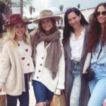 Tara Lipinski Instagram - A weekend filled with laughs til my belly hurt, dancing, eating, girl talk and lots of wine! Love you gals ❣️ #ojaigirlstrip #laughterisgoodforthesoul