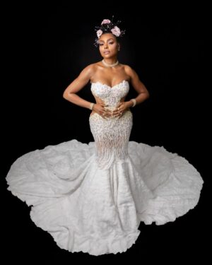 Taraji P. Henson Instagram - THE GARDEN OF TIME 🌸 Thank you @simkhai @jonathansimkhai   @voguemagazine for this STUNNING evening #MetGala 

Photographer: @iAmJamesAnthony with @crowdMGMT
Makeup: @saishabeecham 
Hair: @tymwallacehair 
Nails: @customtnails1 
Stylist: @waymanandmicah 
Producer: @sauntemakesithappen
Products: @tphbytaraji 

Dress: Custom @simkhai @jonathansimkhai 
Hair Accessories: Custom Swaravoski Crystal by @erynnlyss