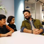 Tarkan Instagram - Bu güzel ve anlamlı projenin reklam çekiminden birkaç kare paylaşmak istedim. Reklamda emeği geçen tüm çekim ekibine ve reklama değerli katkılarından dolayı bölge halkına çok teşekkürler.. @trendyolcom 🧡 #YarınınKöyleri 📸: @yigit___eken #fbf