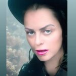 Taryn Manning Instagram - One fine day… 🩵