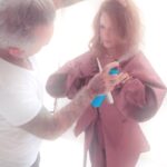 Taryn Manning Instagram - A little holiday BTS with the magical @tarynmanning ✨ #hair by me & @vickicasciola using @hairtalkusa & extensions, @randcobleu #makeup @johnstapleton #styled by @derekwarburton #tarynmanning #actress #orangeisthenewblack #pennsatucky #brandonliberati #hairtalk #hairtalkusa #hairtalkextensions #covershoot #hairstylist