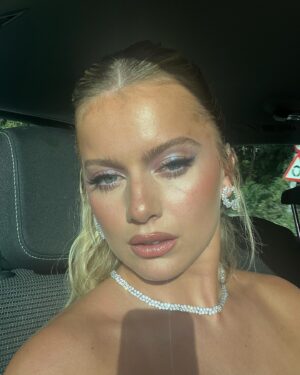 Tasha Ghouri Instagram - lilac dreams 💜 NTA's lets go! ⠀
Hair and MUA @hairbythomastatam @gemflossi ⠀
styling @raywooldridge 
Dress @hana_official1⠀
Diamonds @aariya_diamonds ⠀
@camerontewsonpr⠀ ⠀
Nails @aimz.nails