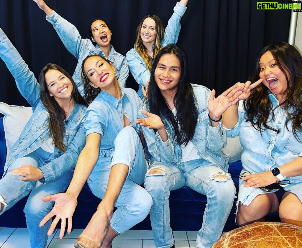 Tasya Teles Instagram - Not sure you’ve heard, but there’s a new crew in town. 😳 Andrew Lloyd Webber Presents “the Canadian Tuxedo”. Aka… When you’ve somehow convinced your entire PR team to show up the next day in matching jean outfits. Because that’s how Jean Kru rolls. We don’t look back. We dont mess around, and we certainly don’t fuck around with anything less that 100% Canadian Maple Syrup. #CanadiansEh #CrewLove