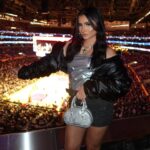 Tati McQuay Instagram - Digital camera pics & basketball games >> Lakers vs Clippers last night w/ @prettylittlething 🏀💕