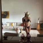 Tatiana Dias Instagram - essa skin minha vocês já conheciam? 🤠