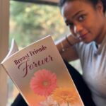 Tatyana Ali Instagram - My cousin is a breast cancer survivor and she wrote this book about her experience. She’s a woman of faith, wife, mother of 2 boys, and I’m just so proud of her for having the courage to tell her story 💗