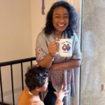 Tatyana Ali Instagram - Happy Monday! Catch a break when you can ☕️😩