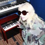 Taylor Momsen Instagram - Studio with @theartistsg ❤️