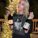 Taylor Momsen Instagram - Bring on #2024 !!!! Have a great NYE and a happy New Year to you all! ❤️🎉🤪🤘😘