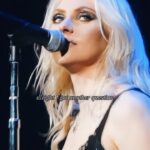 Taylor Momsen Instagram - Happy #internationalwomensday Edit by @xxrecklessmomsenxx