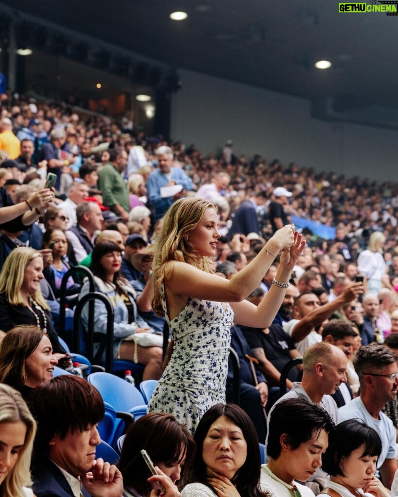 Teagan Croft Instagram - You haven’t seen me riled up til you’ve seen me at the tennis. Crazy fun night at the @australianopen, thanks to @poloralphlauren #PoloRalphLauren #AO23 Makeup by @carladysonmakeup