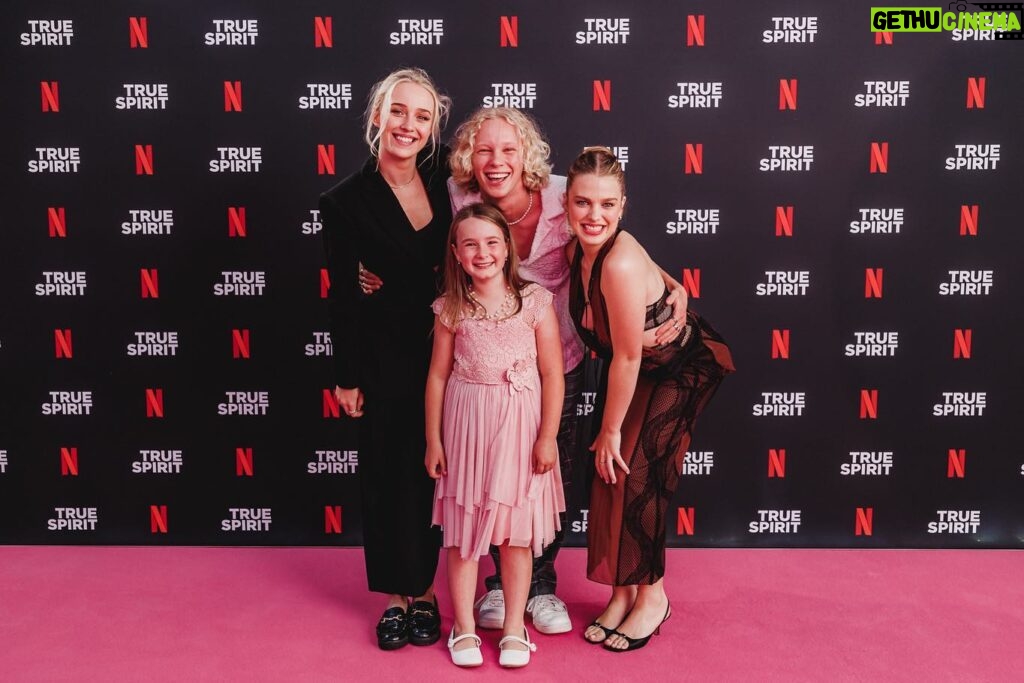 Teagan Croft Instagram - What a beautiful night for a #TrueSpirit premiere!! All my love to Jess, Sarah, and the hundreds of people who made this film possible... and my gorgeous little actor boat. To the sailing community- thank you, for welcoming me in for a stint, and showing me the ropes (or the sheets and lines). To our huge crew- thank you, for everything. We did it!!! 💕⛵️ True Spirit is out on Feb 3 on Netflix!! @netflix @netflixfilm Stylist: @emma_kalfus 💃: @christopher_esber 💎: @cartier H: @lukeanthonyspace MU: @jacque_priem_makeup_fx_artist