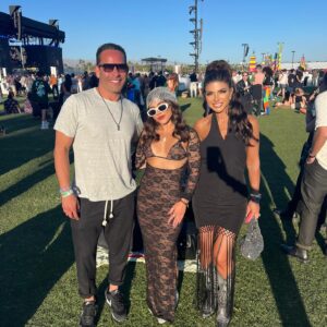 Teresa Giudice Instagram - Meanwhile at Coachella ✌️ #coachella #2024 #day3