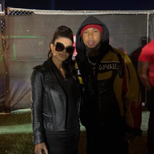 Teresa Giudice Instagram - Meanwhile at Coachella ✌️ #coachella #2024 #day3