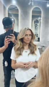 Teresa Palmer Instagram - Back to blonde 🔥 @teresapalmer We have been from copper to honey and now to blonde in the span of 5 months....changing the tones for different roles. @zohairsalon All made with @lorealpro powered by metal detox to keep the hair in mint condition..and it is! #teresapalmer #lorealpro