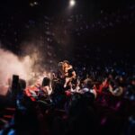 Tess Masazza Instagram - Stasera è l’ultima replica. Siamo al teatro San Babila di Milano...proprio dove abbiamo debuttato nel 2019. Sono commossa, felice, triste, emozionata, malinconica. Questo spettacolo è speciale e stasera sarà una serata indimenticabile. Vi aspettiamo (ci sono ancora biglietti se vi va!) 🥰💃🏻 Foto di @lucamarenda