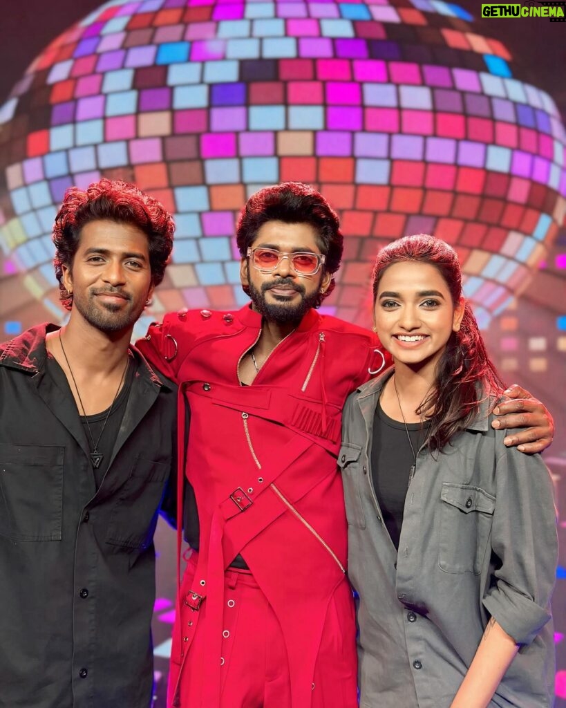 Thamizh Selvi Instagram - Master ❤️🔥 I’m framing this big for sure! Idhu podhumada 🥰 @iamsandy_off @prasanth_dancer_ PC: @deepuuofficial Nanri'nga 🙏