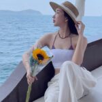 Thanwaporn Nasombat Instagram - สดใสแบบนี้ตลอดไปนะ 🫶🏻🌊