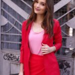 Thays Gorga Instagram - Um amor por vermelho e rosa! 💗 Cores calientes para dar uma esquentada nesse verão invernoso de SP! #moda #vermelho #rosa #combinandocores #bemvestida #atriz #namoda