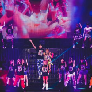 Thelma Aoyama Instagram - 🍙BUDOUKAN ONIGIRI FES.PART5🍙
アンコール
M19: 世界の中心 feat. @mmkemio @fuwa876 
M20: なんだかんだ
-みんなからのサプライズケーキ😭❤️-
M21: SMILE AGAIN

愛でいっぱいだった武道館。
立つのに15年かかった武道館。
最高に楽しかった武道館。
新たな目標が出来た武道館。

みーーーーんなみーーーーーーーーーんな本当にありがとう。最高な1日だった❤️!!
一生忘れないよ。またどこかで:)
