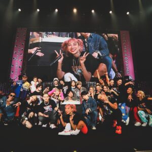 Thelma Aoyama Instagram - 🍙BUDOUKAN ONIGIRI FES.PART5🍙
アンコール
M19: 世界の中心 feat. @mmkemio @fuwa876 
M20: なんだかんだ
-みんなからのサプライズケーキ😭❤️-
M21: SMILE AGAIN

愛でいっぱいだった武道館。
立つのに15年かかった武道館。
最高に楽しかった武道館。
新たな目標が出来た武道館。

みーーーーんなみーーーーーーーーーんな本当にありがとう。最高な1日だった❤️!!
一生忘れないよ。またどこかで:)