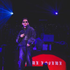 Thelma Aoyama Instagram - 🍙BUDOUKAN ONIGIRI FES. PART 4🍙
M12: そばにいるね feat. Soulja
-MC-
M13: いつまでも feat. Soulja
M14: 生きてるだけでご褒美
M15: カバー feat. @s.shota0227 
M16: MONEY feat. Me&Salu
-MC-
M17: 一生仲間
本編終了
❤️❤️❤️