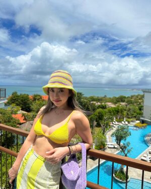 Thelma Aoyama Instagram - 【時差ポスト】📍BALI - ホテル: @ayanaresort @ayanahotelsjp の新しく出来たAYANA SEGARAにalisaと行ってきたよ!!❤️🌴☀️本当に天国みたいなホテル。
ホテルから出なくても十分にバリを楽しめるオススメホテルなので、機会があったら是非行ってみてほしい!!
@alisaueno のYoutubeのVLOG出てるので見てね🤍🤍🤍