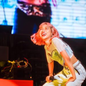 Thelma Aoyama Instagram - 🍙BUDOUKAN ONIGIRI FES. PART1🍙
M1: マダバカ
M2: ONE WAY
M3: 何度も
-MC-
M4: Poppin’ feat. @miliyahtokyo 
M5: サマーラブ feat. @redrice134 
❤️❤️❤️