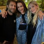 Thelma Fardin Instagram - Cumplí 31, y otra vez no me imaginé nada de lo que iba a estar pasando en mi vida en este momento, y si lo hice la realidad es tremendamente superadora. @nico__riera no se entiende el nivel de amor y agasajo que armaste!! 😍 Me trajo chilaquiles de desayuno por mis épocas mexicanas, me llevó a jugar a la pilota de karting, hicimos mi plan favorito tirando con arco al aire libre y lo más hermoso: terminamos con toda la gente que amo en nuestro hogar. (Escribo esto con un desayuno gigante en un lugar hermoso y con él al lado, alucinada con la vida y sus sorpresas). Gracias amigues por todo su amor, sin ustedes nada sería lo que es! 💜 Presiento que esta década se va a titular DISFRUTE 🎈
