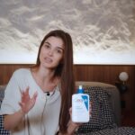 Theo Rose Instagram - O piele hidratata, cu aspect sanatos. Asta ne dorim cu totii. Vin catre voi cu variante safe de care multi dintre voi stiau. Probabil cunoasteti deja eficienta produselor CeraVe, care sunt dezvoltate impreuna cu medicii dermatologi. #CeraVe #MoisturizeLikeaDerm #PaidProjectByCeraVe @ceraveromania