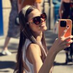 Theo Rose Instagram - Asta mai numesc si eu viață. Am fugit la Paris doua zile. Am vazut The Eras Tour aseara dar despre asta va povestesc intr-o postare separat. Sunt pentru prima data aici. Vad locuri pe care le-am intalnit in carti si Anghel si-a dat silinta sa am niste poze de aratat😂