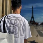 Theo Rose Instagram - Asta mai numesc si eu viață. Am fugit la Paris doua zile. Am vazut The Eras Tour aseara dar despre asta va povestesc intr-o postare separat. Sunt pentru prima data aici. Vad locuri pe care le-am intalnit in carti si Anghel si-a dat silinta sa am niste poze de aratat😂