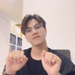 Thitipong Sengngai Instagram - ให้ทายครับว่าเต้นไปกี่รอบ555 ขอบคุณท่าเต้นน่ารักๆนะครับ 🥺💕 #FortFTS #ComeFortZon #BabyFeat